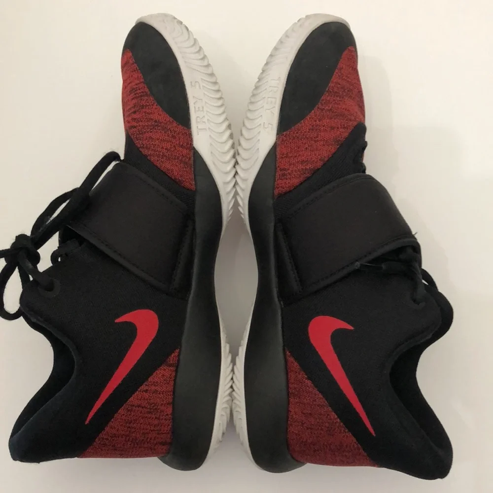 NIKE BOYS KD RED BLACK BASKETBALL SNEAKERS MENS-BOYS SIZE 6Y